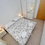 Apartment Robert Zadar