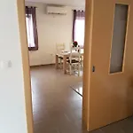 Robert *
