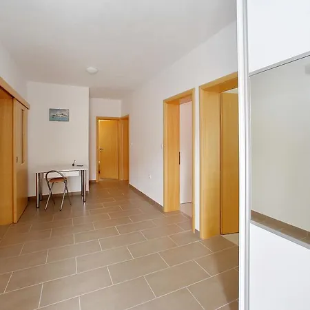 Apartment Robert