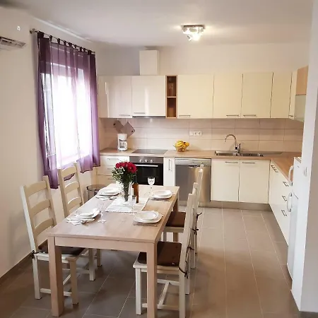 Апартаменты Robert