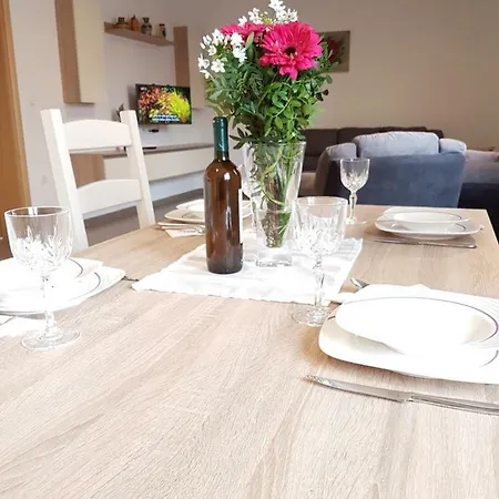 Апартаменты Robert *