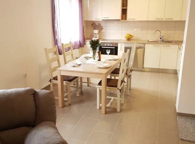 Robert Apartman Zadar